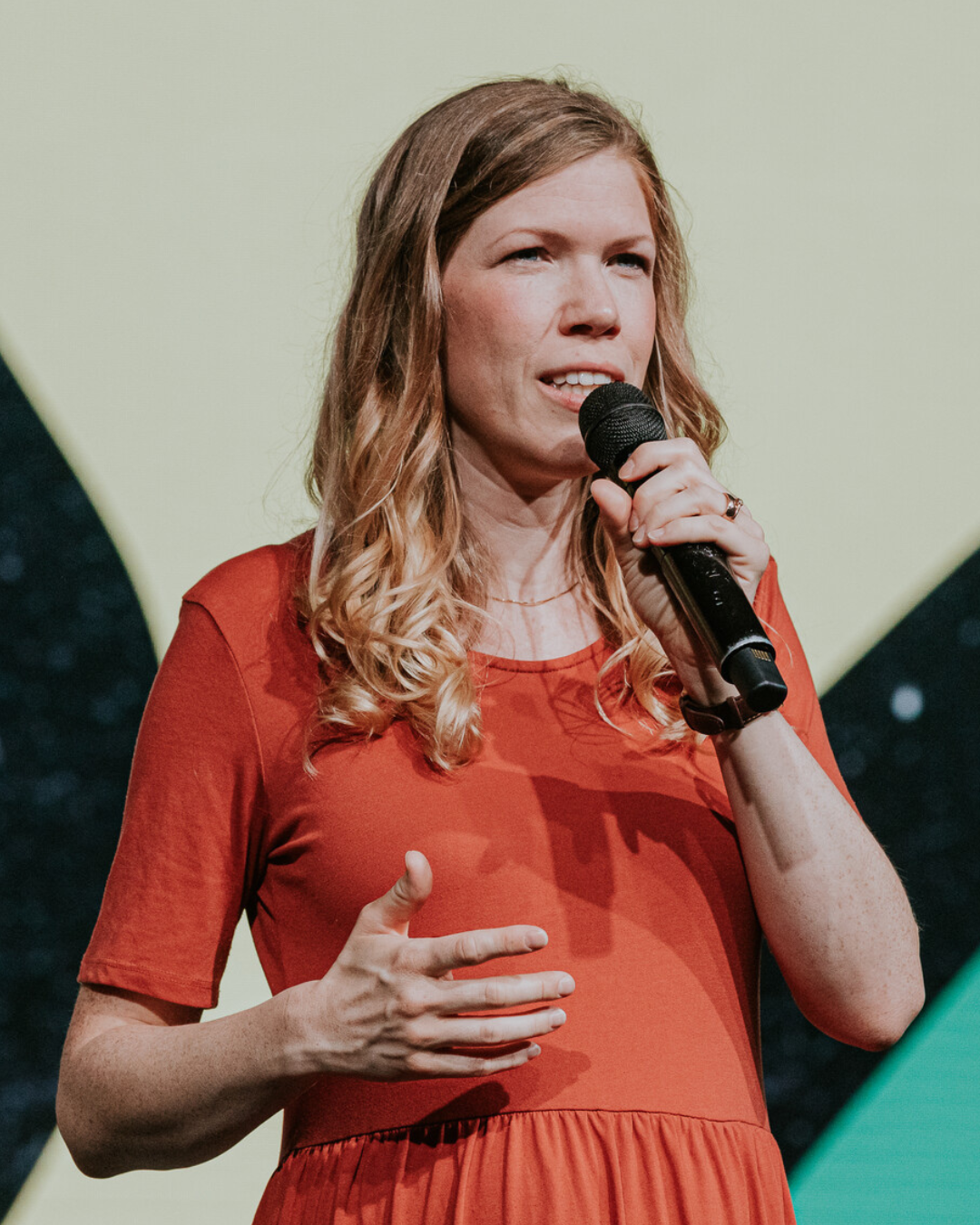 Deborah  Menzi